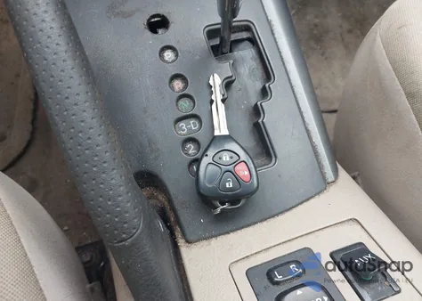 2011 Toyota Rav4 z USA, uszkodzony, nr VIN 2T3BF4DV3BW114383